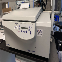 Eppendorf Centrifuge 5810R image 2